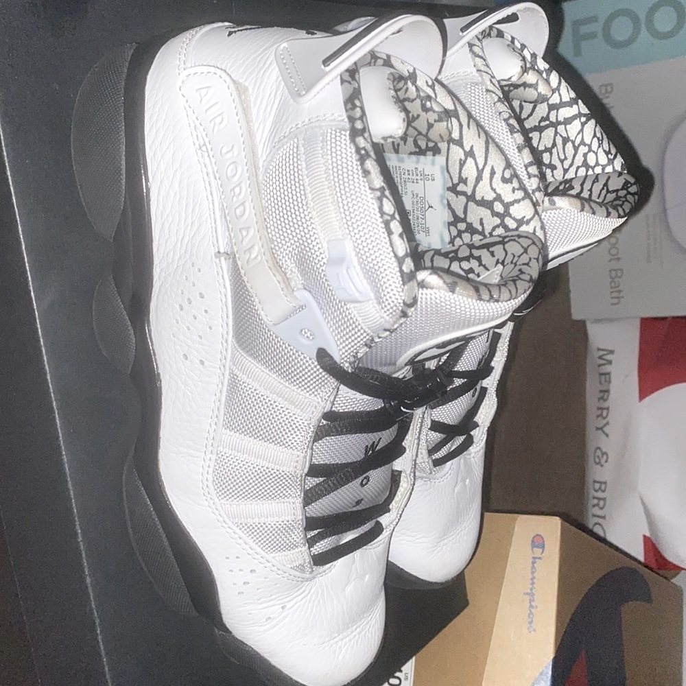 Brand new shoes barely Warn it’s a gain for you